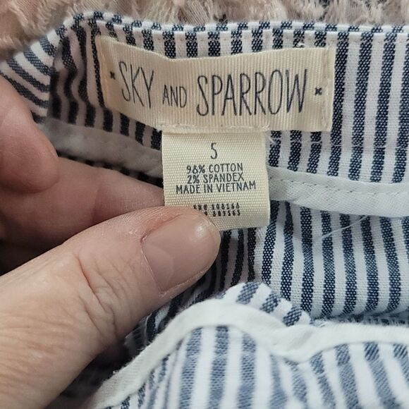Woman's Sky & Sparrow Blue And White Striped Pants - Picture 8 of 9
